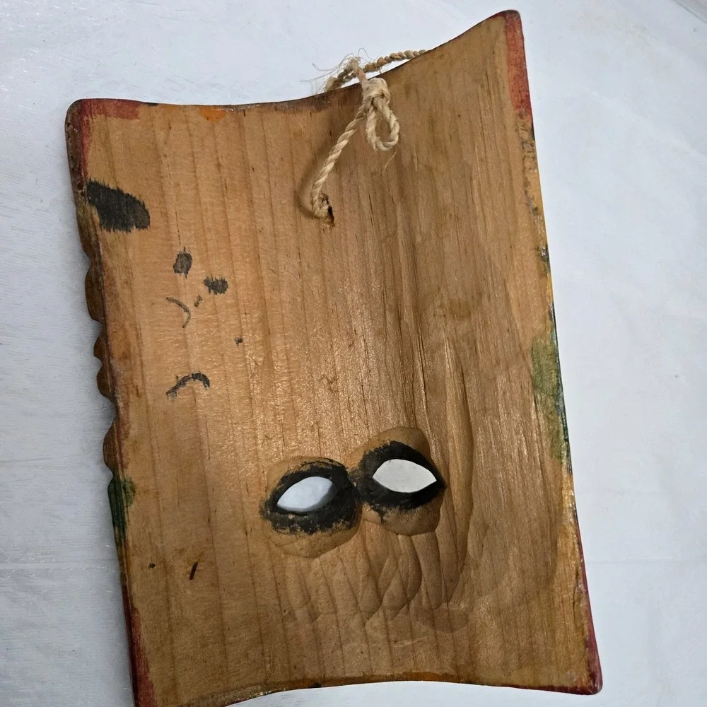 N/A decorative hand